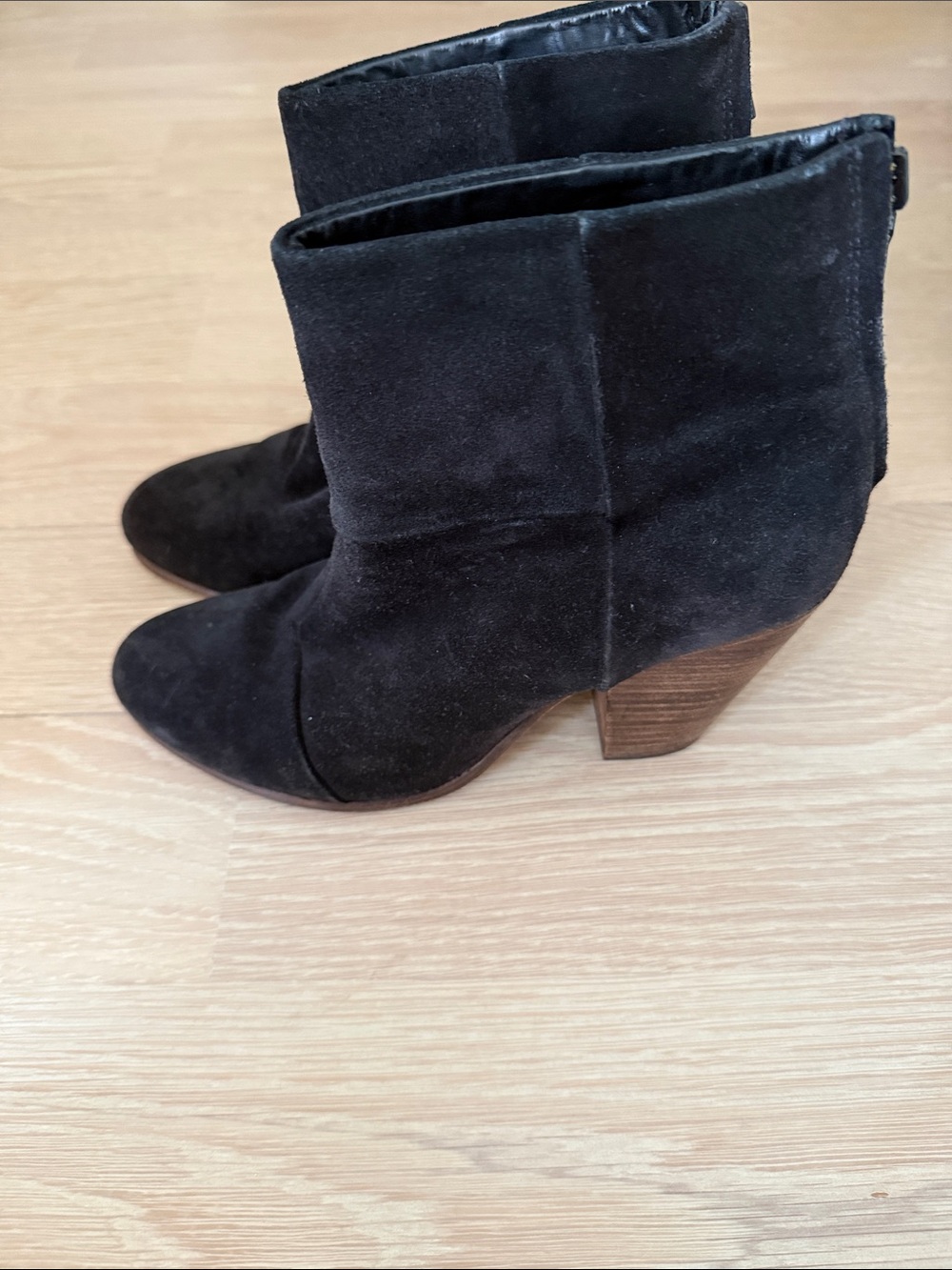 Rag and Bone Women’s Black Suede Ankle Boots with Block Heel